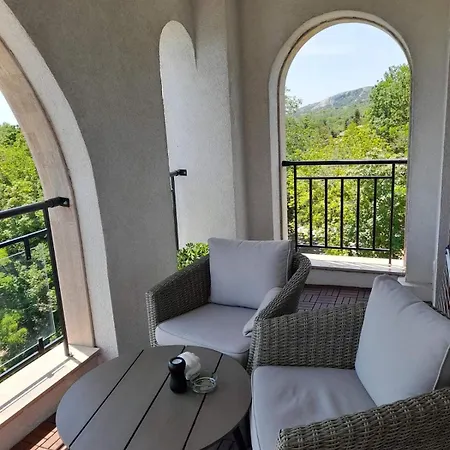 Apartament Queen's Palace Balcic