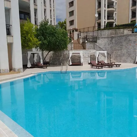 Queen's Palace Apartament Balcic