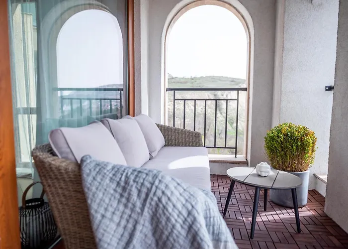 Queen's Palace Appartement Baltsjik