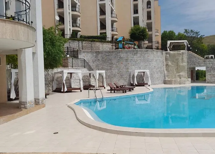 Appartement Queen's Palace Baltsjik